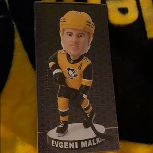 Pittsburgh Penguins Bobblehead — Malkin